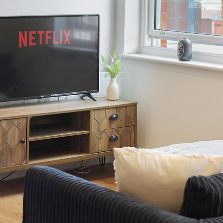 Modern 2-Bed Apartment, Free Parking, City Centre, Netflix & Pet Friendly - Hosted By Stay Host Save Sheffield Exteriér fotografie