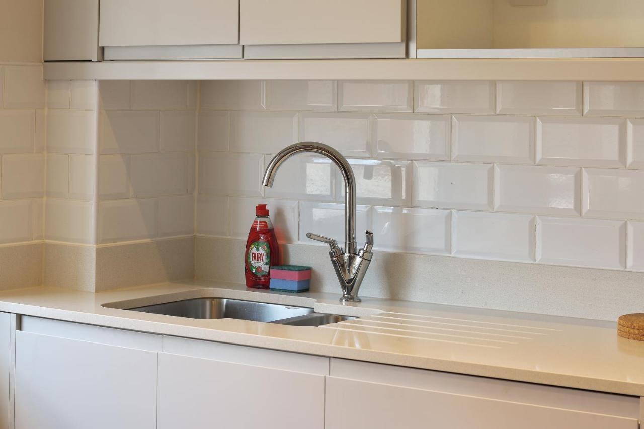 Modern 2-Bed Apartment, Free Parking, City Centre, Netflix & Pet Friendly - Hosted By Stay Host Save Sheffield Exteriér fotografie