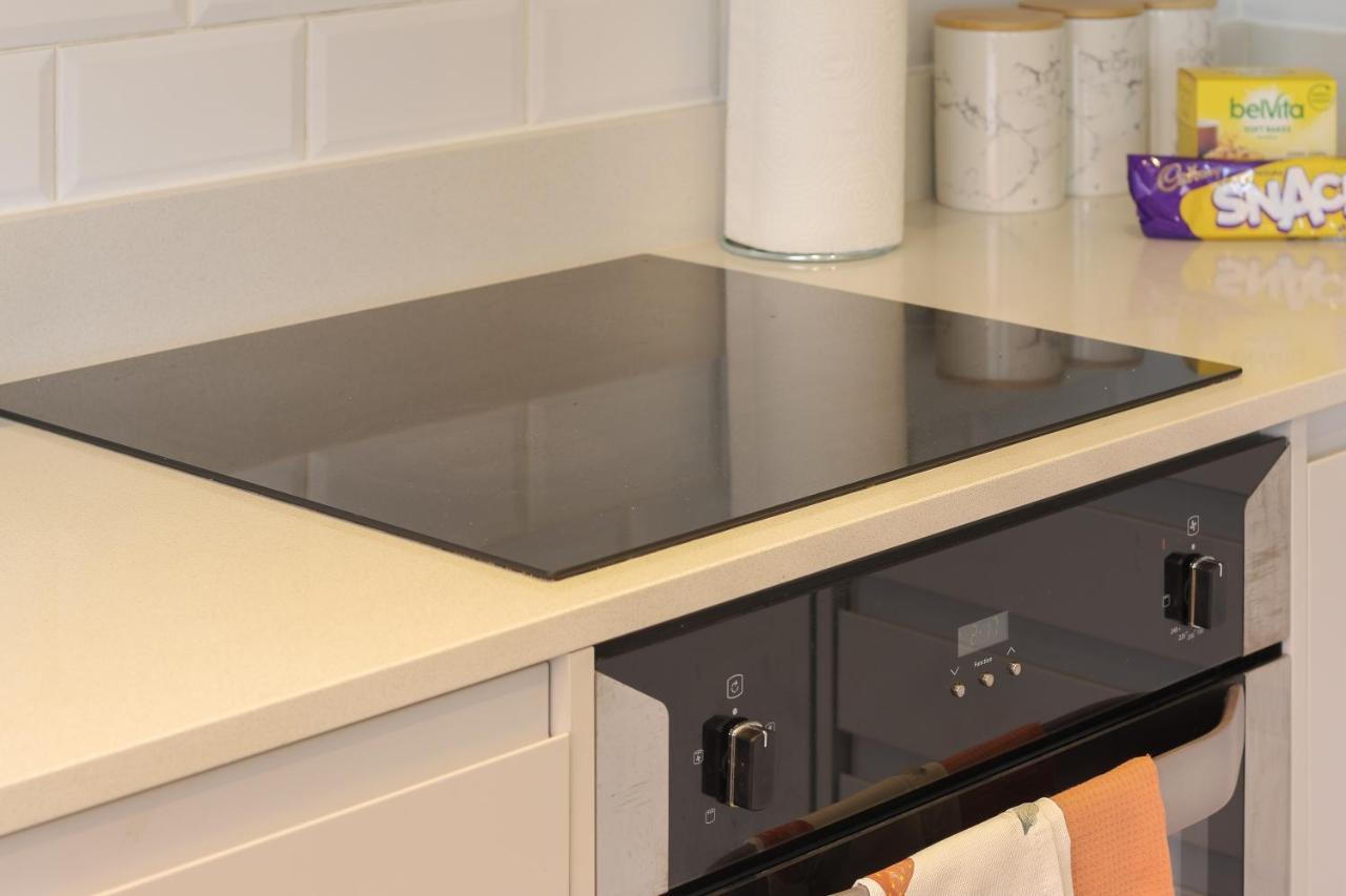 Modern 2-Bed Apartment, Free Parking, City Centre, Netflix & Pet Friendly - Hosted By Stay Host Save Sheffield Exteriér fotografie