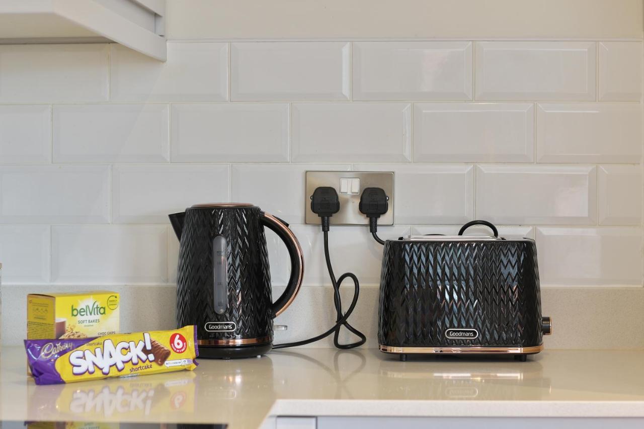 Modern 2-Bed Apartment, Free Parking, City Centre, Netflix & Pet Friendly - Hosted By Stay Host Save Sheffield Exteriér fotografie
